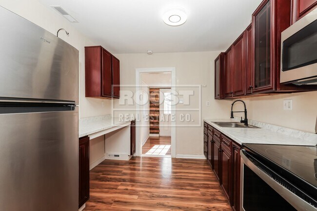 Building Photo - 2 bed 1 Bath Single Family Home in Dayton