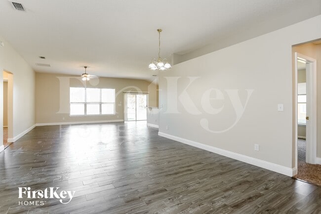 Building Photo - 13760 Fish Eagle Dr W