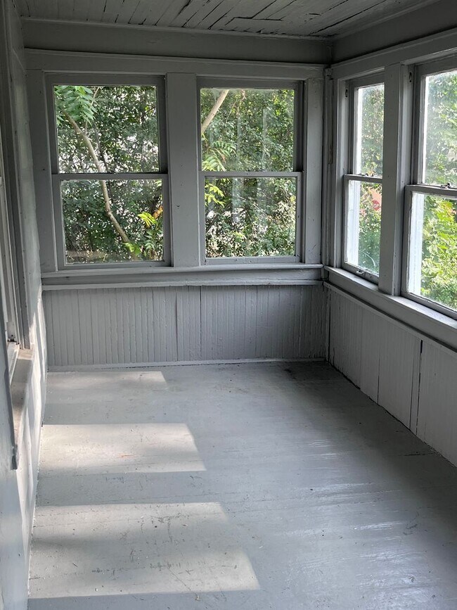 Foto del edificio - Charming Colonial in the Heart of Akron!