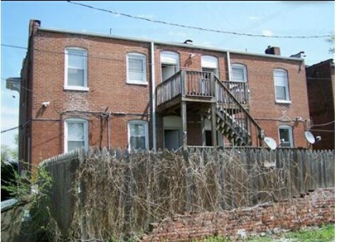 Primary Photo - 208 Bellerive Blvd