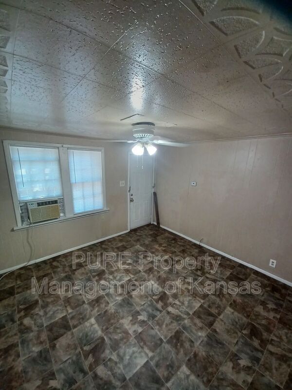 Foto del edificio - 1419 NW Logan St