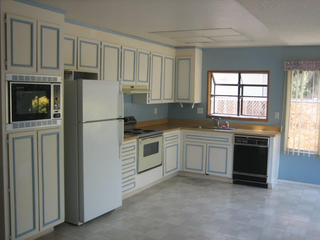 Foto del edificio - 3071 Stonehenge Rd