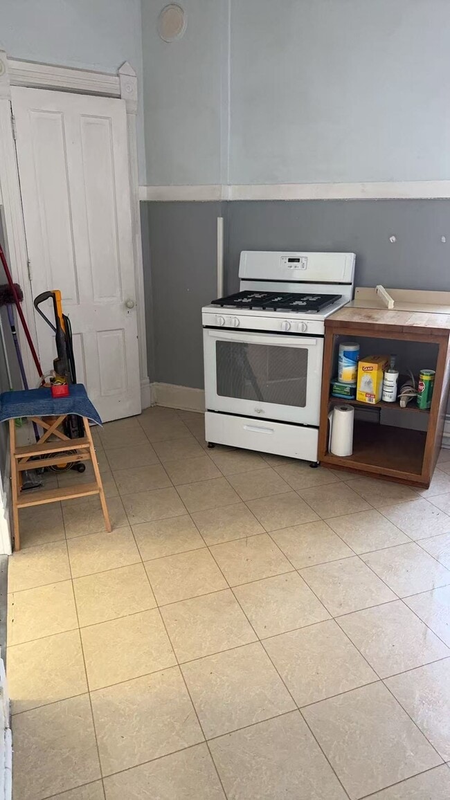 kitchen - 344 State St