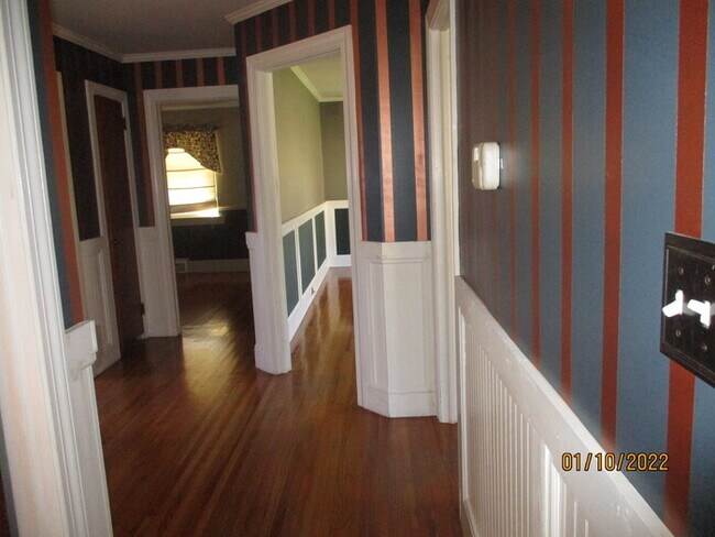 Foto del edificio - 122 Trantham St SW