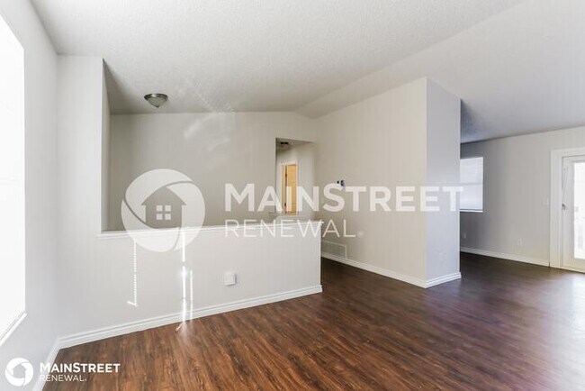 Foto del edificio - 1386 TILIA CT, GALLOWAY, OH 43119