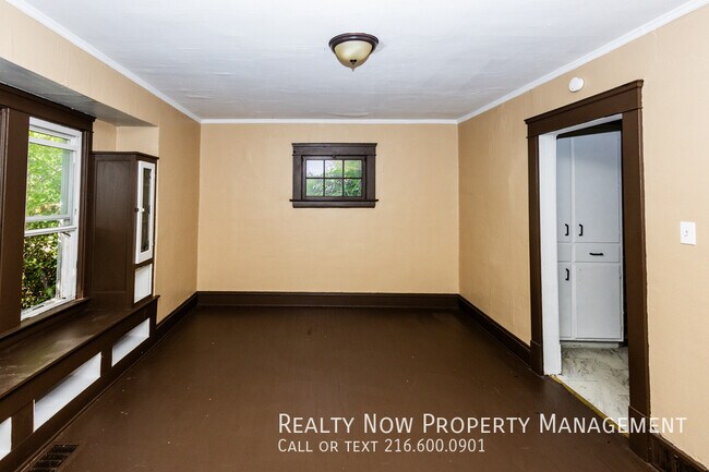 Building Photo - 1148 E 176th St