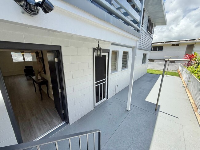 Building Photo - 3824 Harding Ave