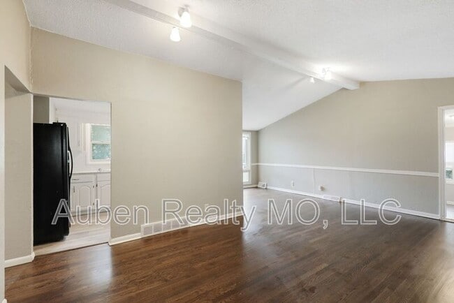 Foto del edificio - 7510 Manchester Ave