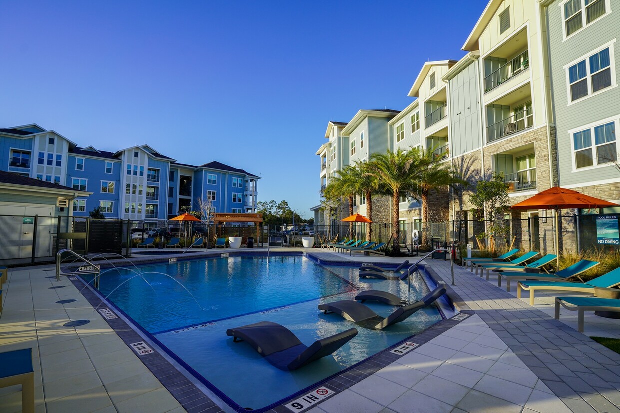 Maeva Modern Apartments 3000 Grand Cypress Dr Lutz, FL