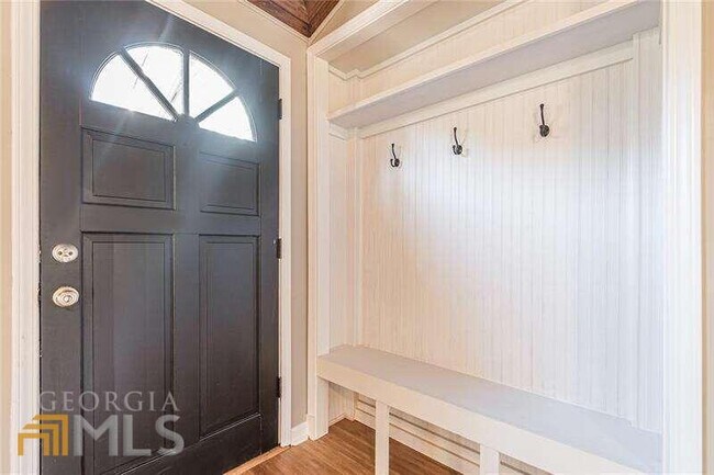 Building Photo - 130 Dials Dr