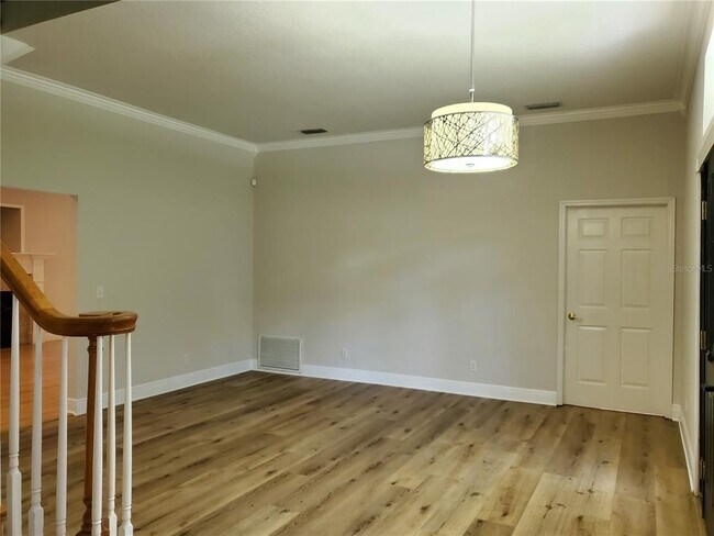 Foto del edificio - 2121 Fairfield Ave