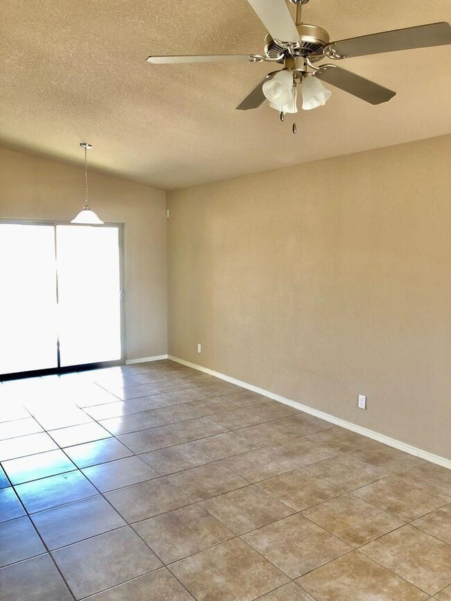 Building Photo - 12885 Hueco Mine Dr