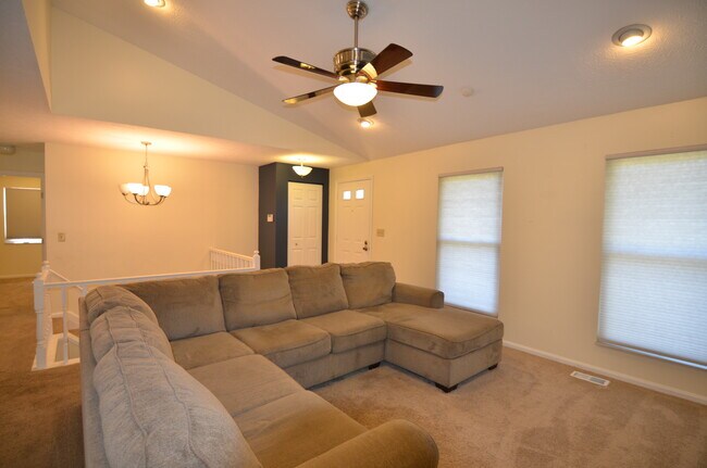 Foto del edificio - 6355 Corbly Rd