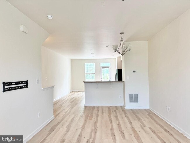 Foto del edificio - 127 Streamview Dr