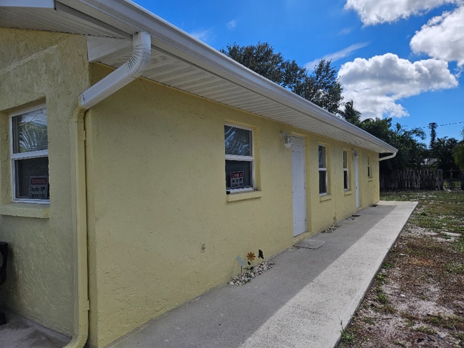 Building Photo - 4339 Mariner Rd