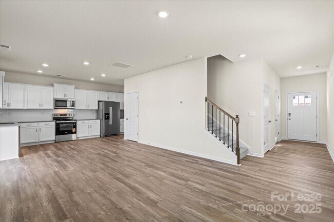 Building Photo - 1339 37th Ave Lane NE