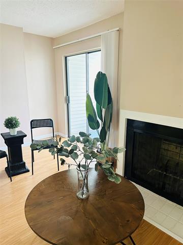 Foto del edificio - 7431 Holly Hill Dr