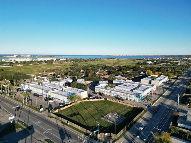 Foto del edificio - Coral Cay Apartments