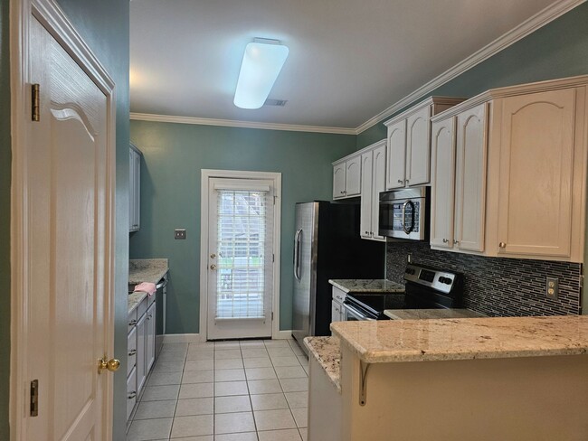 Photo - 1257 Bridgewater Road House