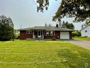 Building Photo - 1026 Southern Pines Dr