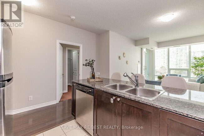 Building Photo - 3525-3525 Kariya Dr