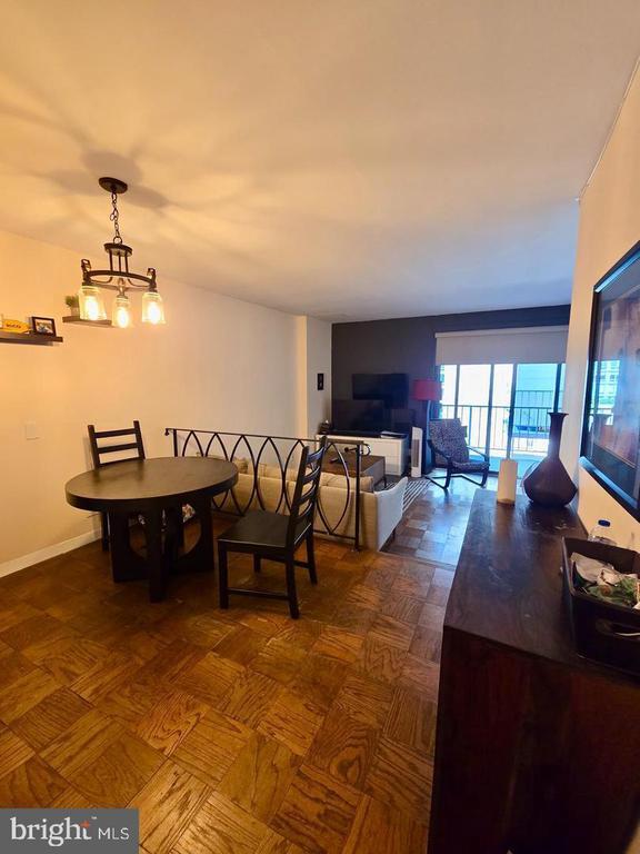 Foto del edificio - 2201 L St NW