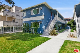 Building Photo - 4919 Coldwater Canyon Ave
