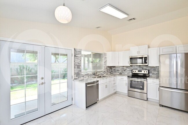Building Photo - 3615 W Camino Del Rio