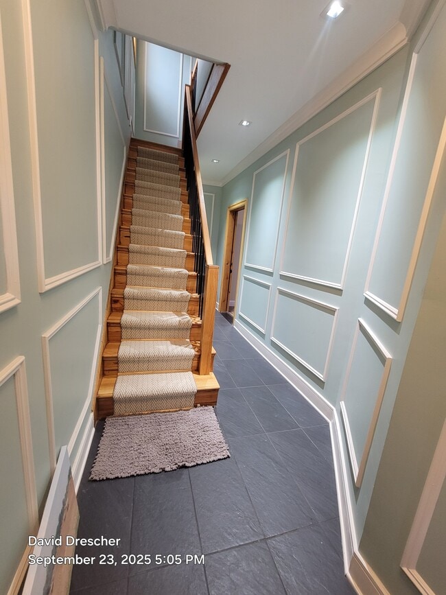 Common Hall - 28 Willowdale Ave