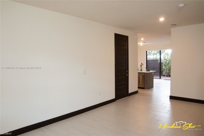Foto del edificio - 3 br, 3 bath House - 15962 NW 91st Ct # 0