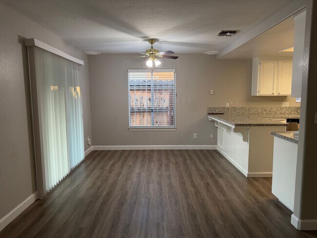 Building Photo - 3136 Terry Ave