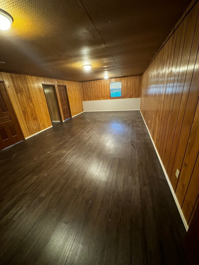 Foto del edificio - 2213 Crary St