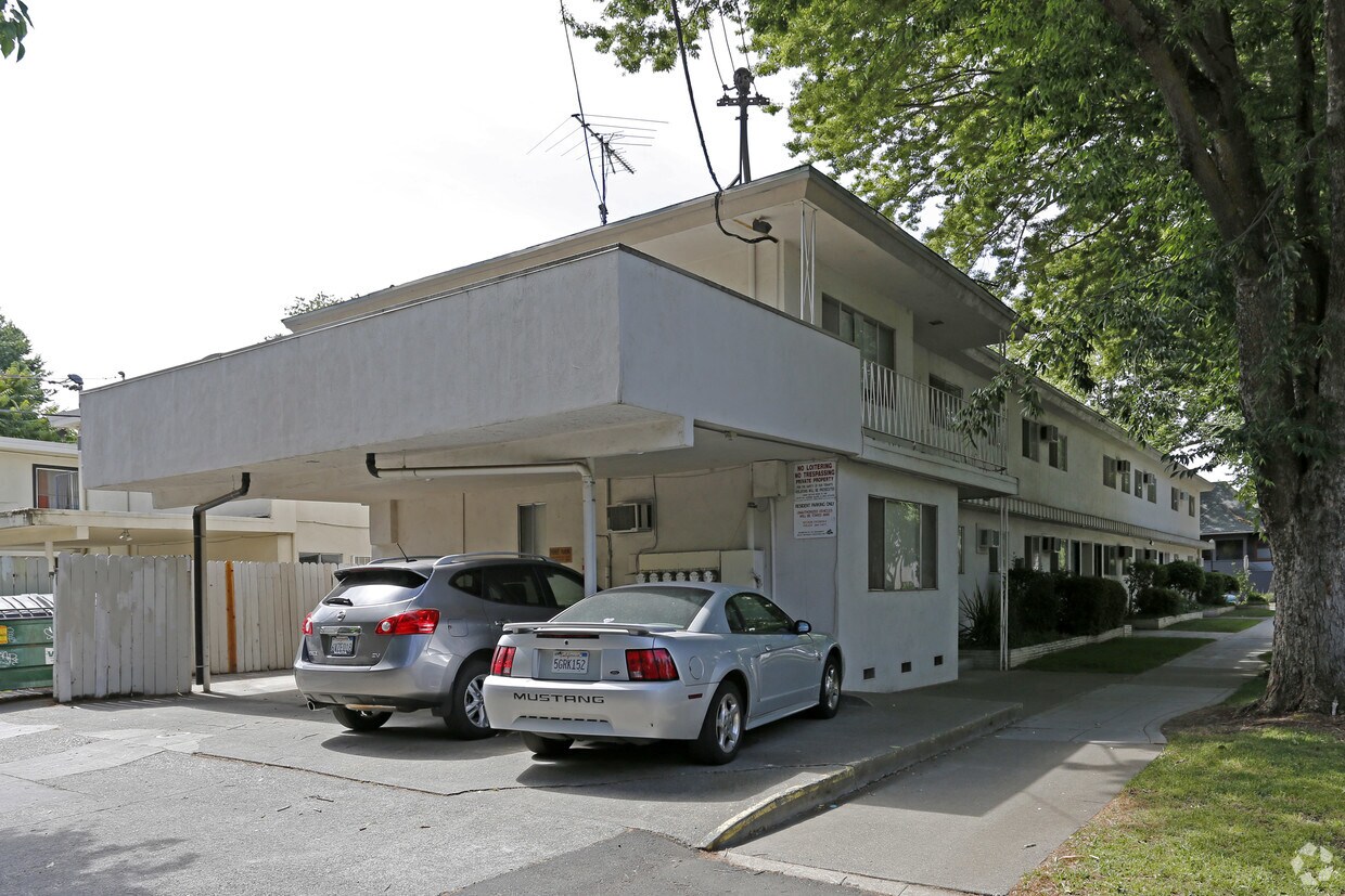 Foto del edificio - 2301 I St