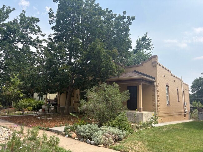 Frente de la casa - 3406 N Raleigh St