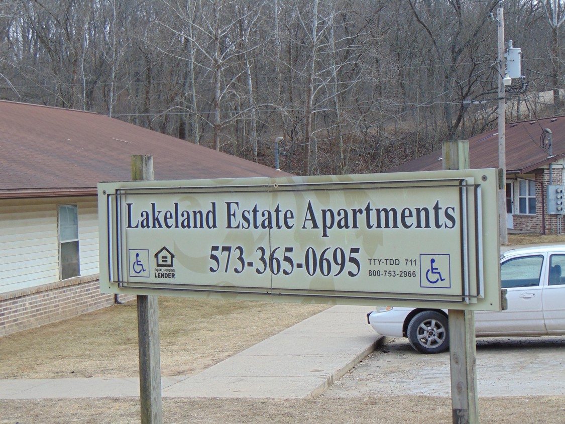  - Lakeland Estates Apartments