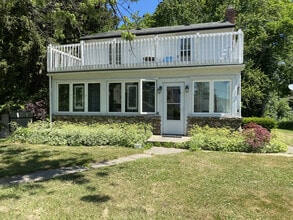 Building Photo - 11317 E Shore Dr
