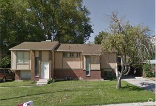Building Photo - 1815 E Vine St