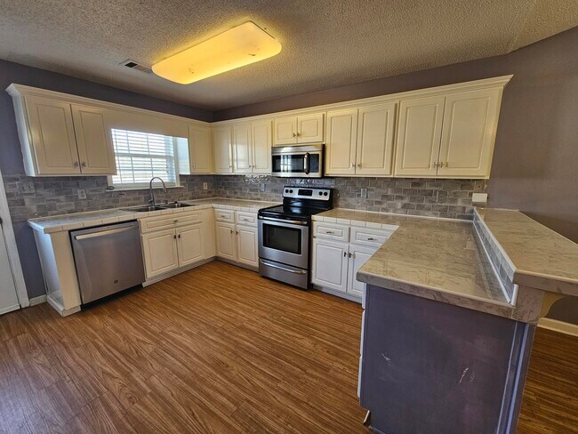 Foto del edificio - 21 Flower Break Rd