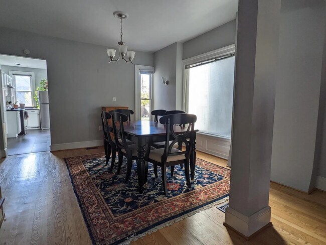 Foto del edificio - 4563 Avery St