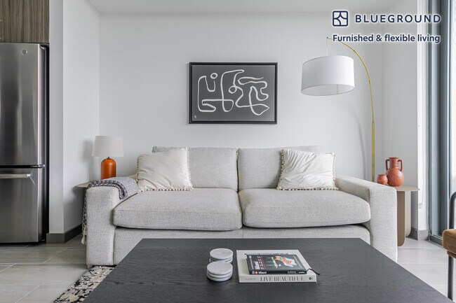 Foto del edificio - 6445 NE 7th Ave