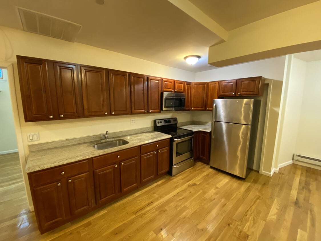 Foto principal - 406 15th St