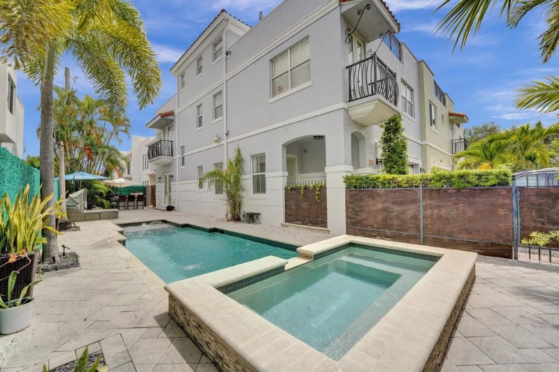Photo - 2515 NE 18th St (Fort Lauderdale, FL)