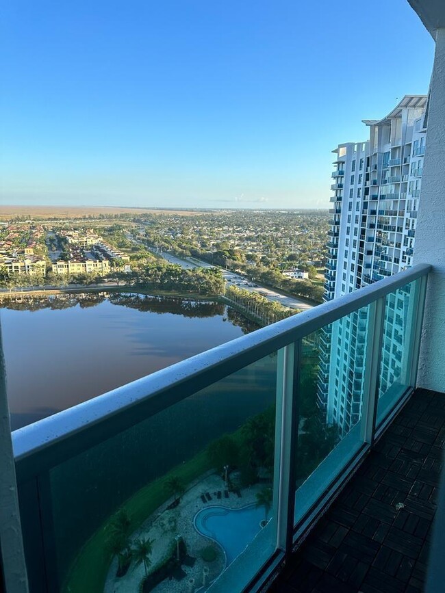 Foto del edificio - 2681 N Flamingo Rd
