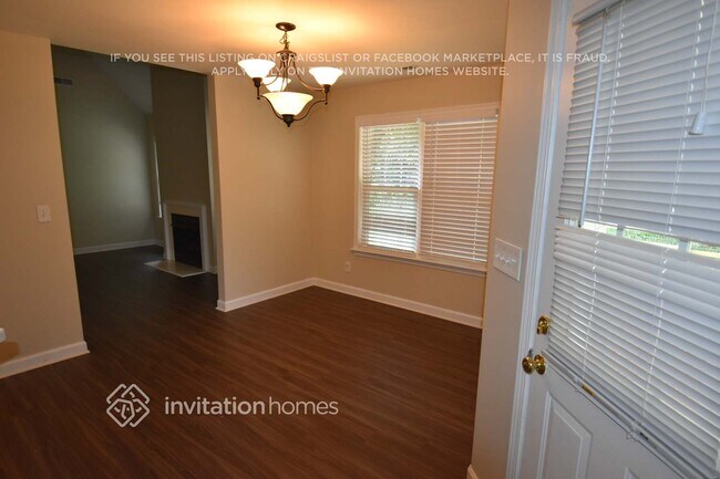 Foto del edificio - 258 River Birch Cir