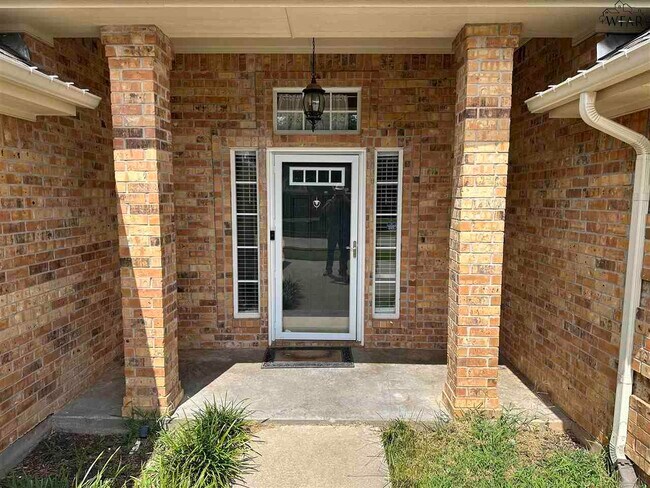 Foto del edificio - 5312 Pebblestone Dr