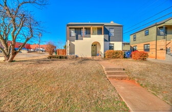 Building Photo - 3713 N Lee Ave