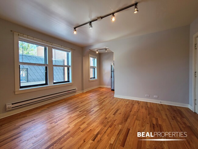Building Photo - 2420 N Kedzie Ave