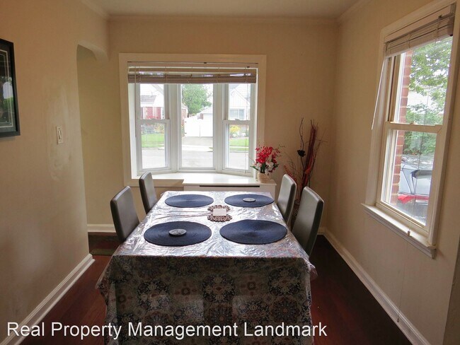 Building Photo - 3 br, 2 bath House - 54 Gates Avenue