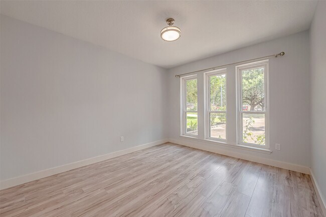 Building Photo - 22215 Cimarron Pkwy
