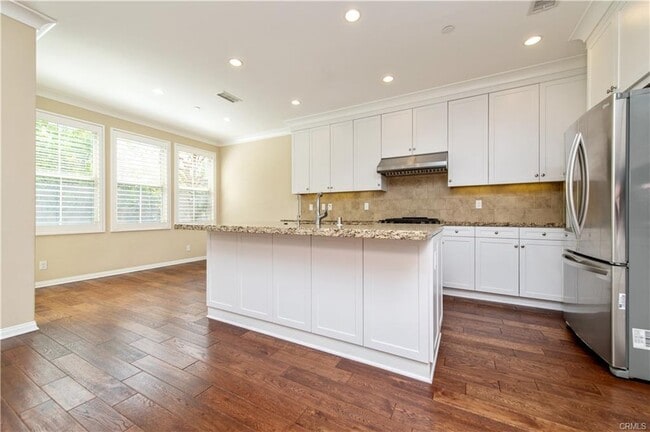Building Photo - 123 Overbrook